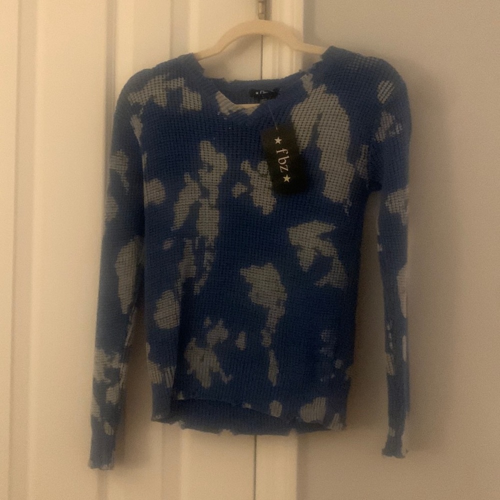 Flowers By Zoe Blue Bleach Tie Dye sweater NWT distressed edges